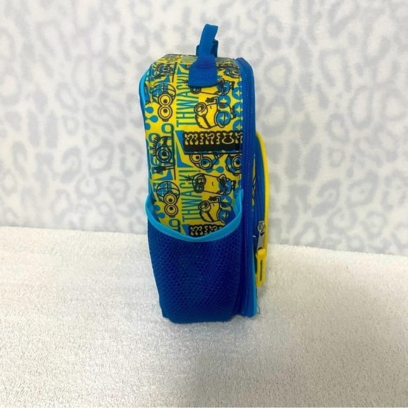 Minion The Rise of Gru Lunch Tote Kids Insulated Lunch Bag Pockets NWOT - Picture 3 of 11